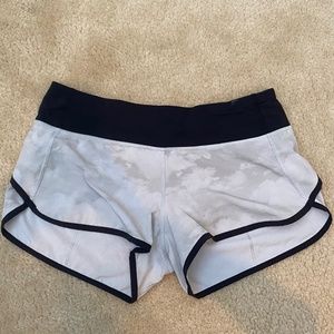 Lululemon Speed Up Low-Rise Lined Short 2.5"